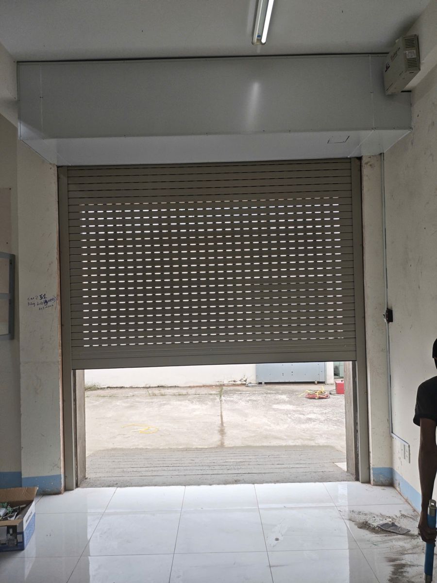 Lắp đặt cửa cuốn uy tín quận Bình Tân